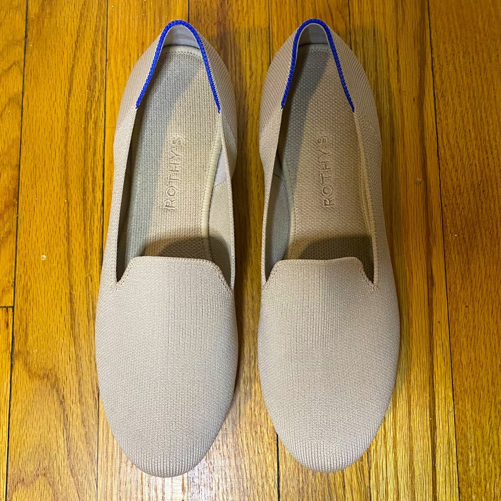 Women’s Rothy’s Ecru Loafer Size 10 Like New